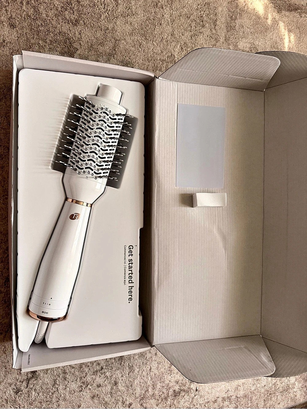 T3 AireBrush Hot Air Brush White New in Box